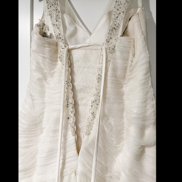 Wedding Gown - Sophia Tolli Ivory Wedding Dress - Picture 11 of 14